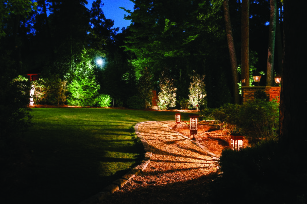st. louis landscape lighting